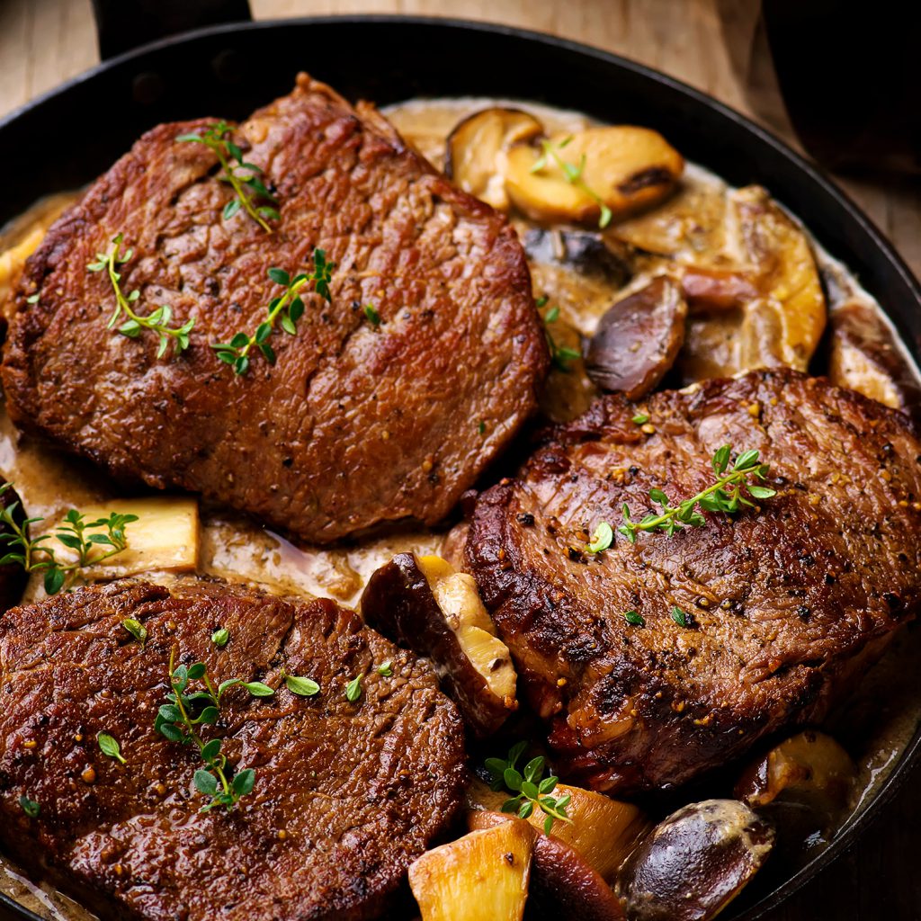 Beef sirloin with mushroom whisky sauce