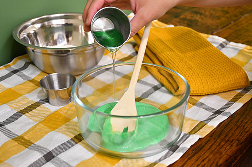 Adding dish soap to corn slime recipe